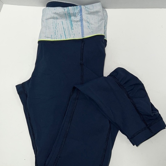 Lululemon Women’s Ruched Side Athletic Leggings with Side Pockets Size 4 - Picture 1 of 10